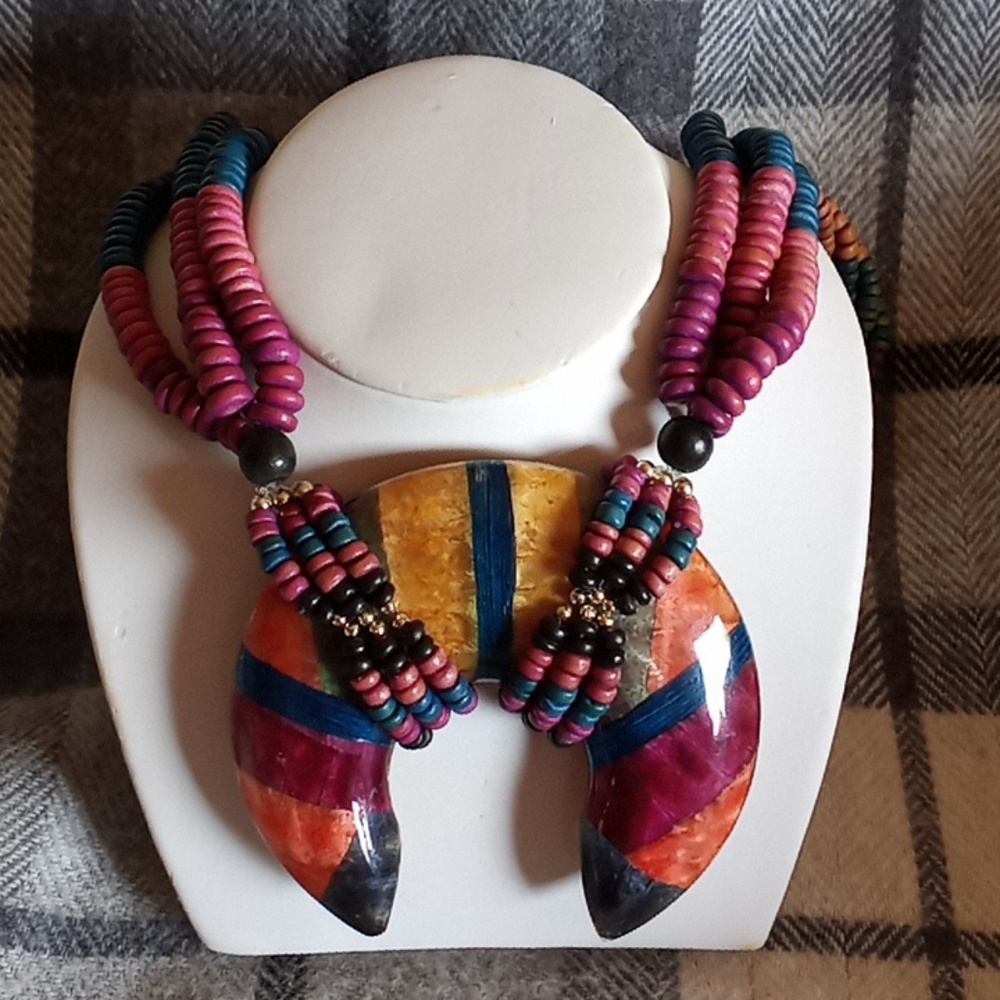 EUC Large Inlaid Wooden Necklace